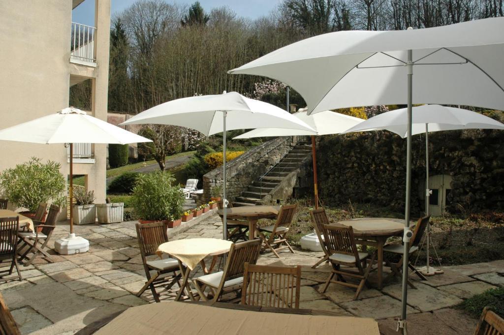 Hotel Et Studios D'Orfeuil Bourbonne-les-Bains Dış mekan fotoğraf