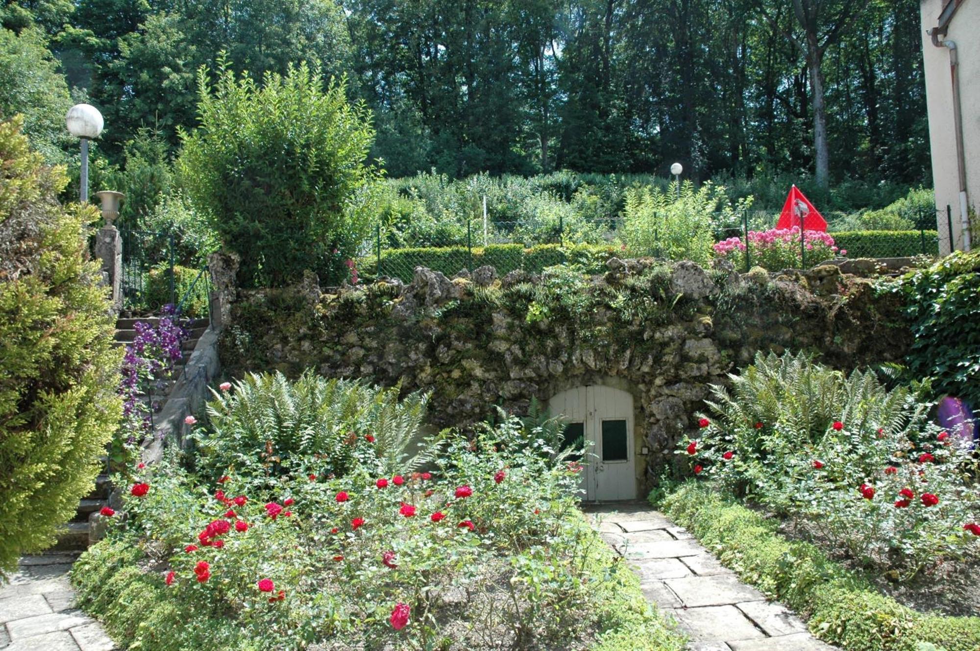 Hotel Et Studios D'Orfeuil Bourbonne-les-Bains Dış mekan fotoğraf