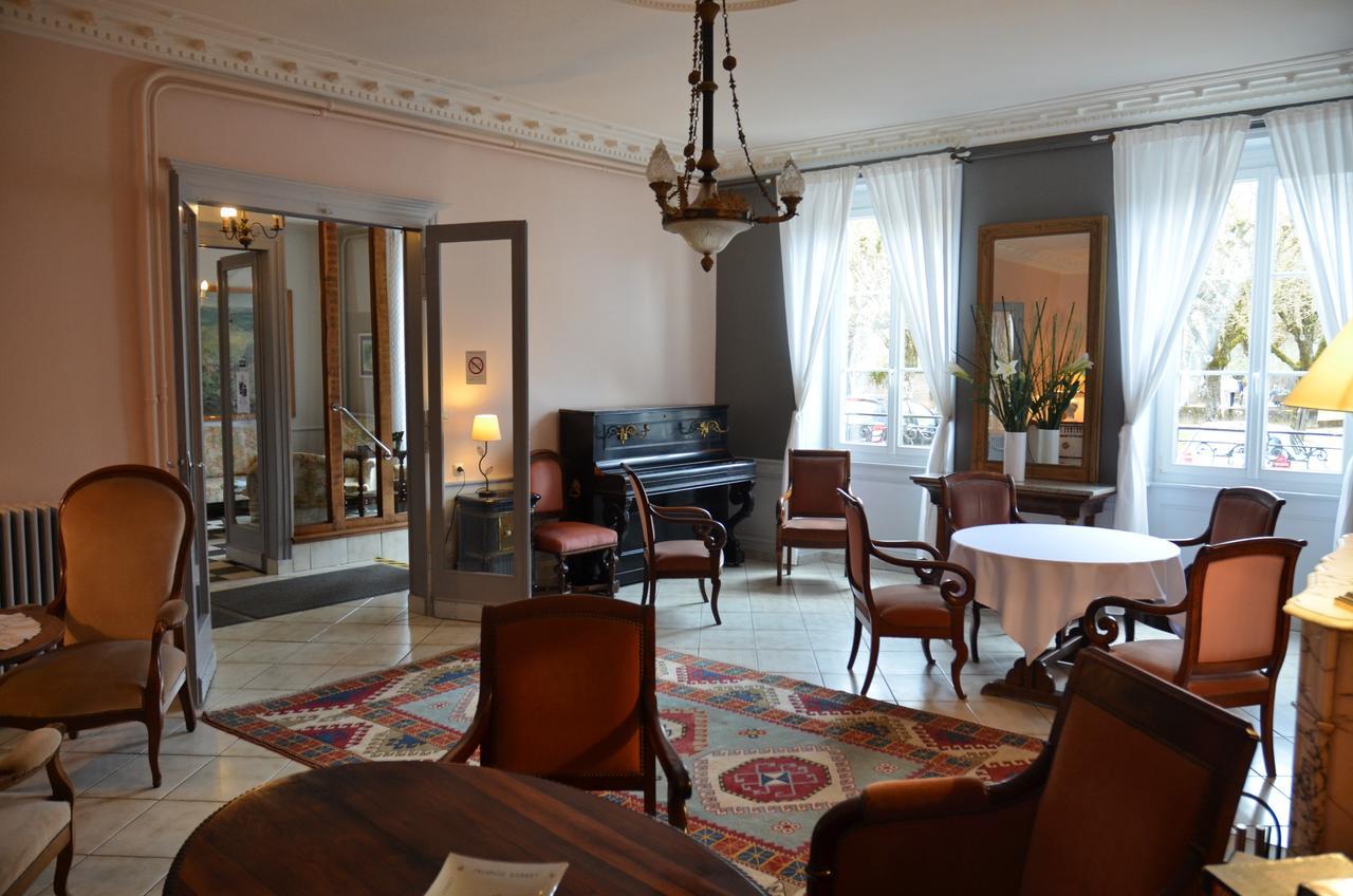Hotel Et Studios D'Orfeuil Bourbonne-les-Bains Dış mekan fotoğraf