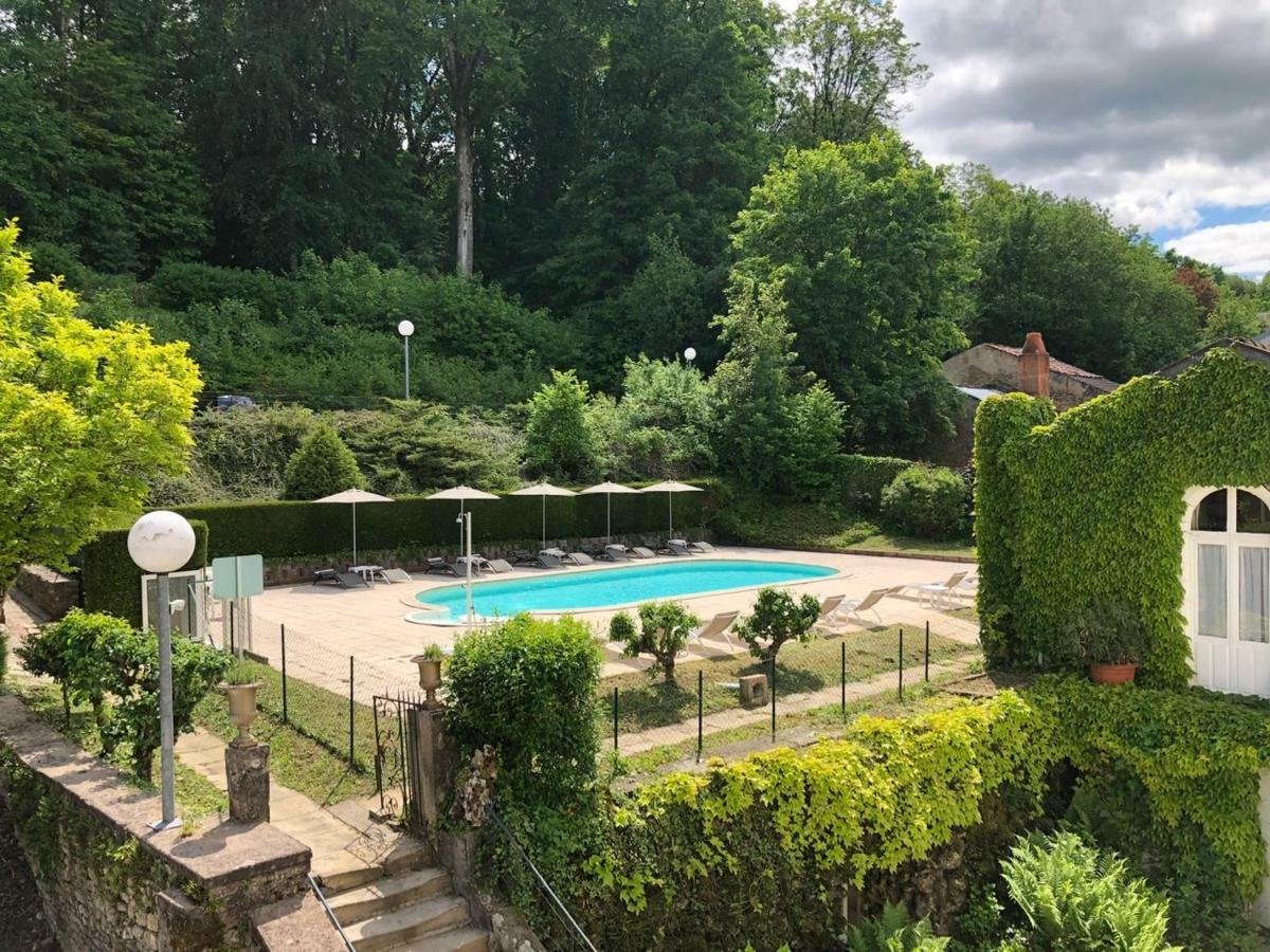 Hotel Et Studios D'Orfeuil Bourbonne-les-Bains Dış mekan fotoğraf