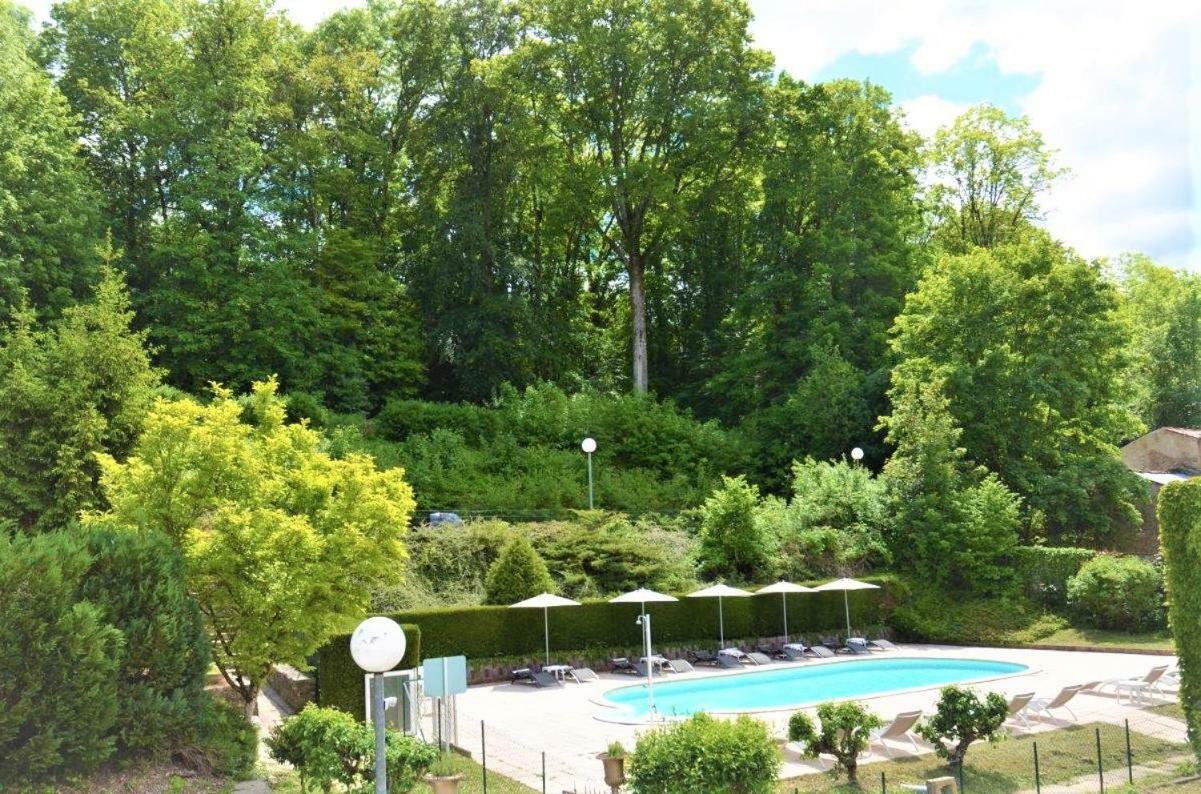 Hotel Et Studios D'Orfeuil Bourbonne-les-Bains Dış mekan fotoğraf